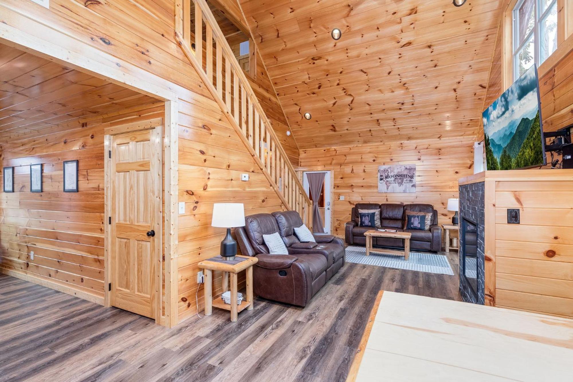 Fully Loaded Cabin In Heart Of Pigeon Forge Bagian luar foto
